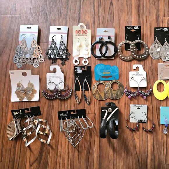 Statement and Dangling Earring Bundle of DEB, Rue21, Maurices, Minicci, Vanity - Picture 2 of 11